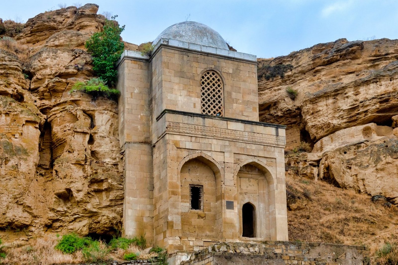 Diri Baba Mausoleum